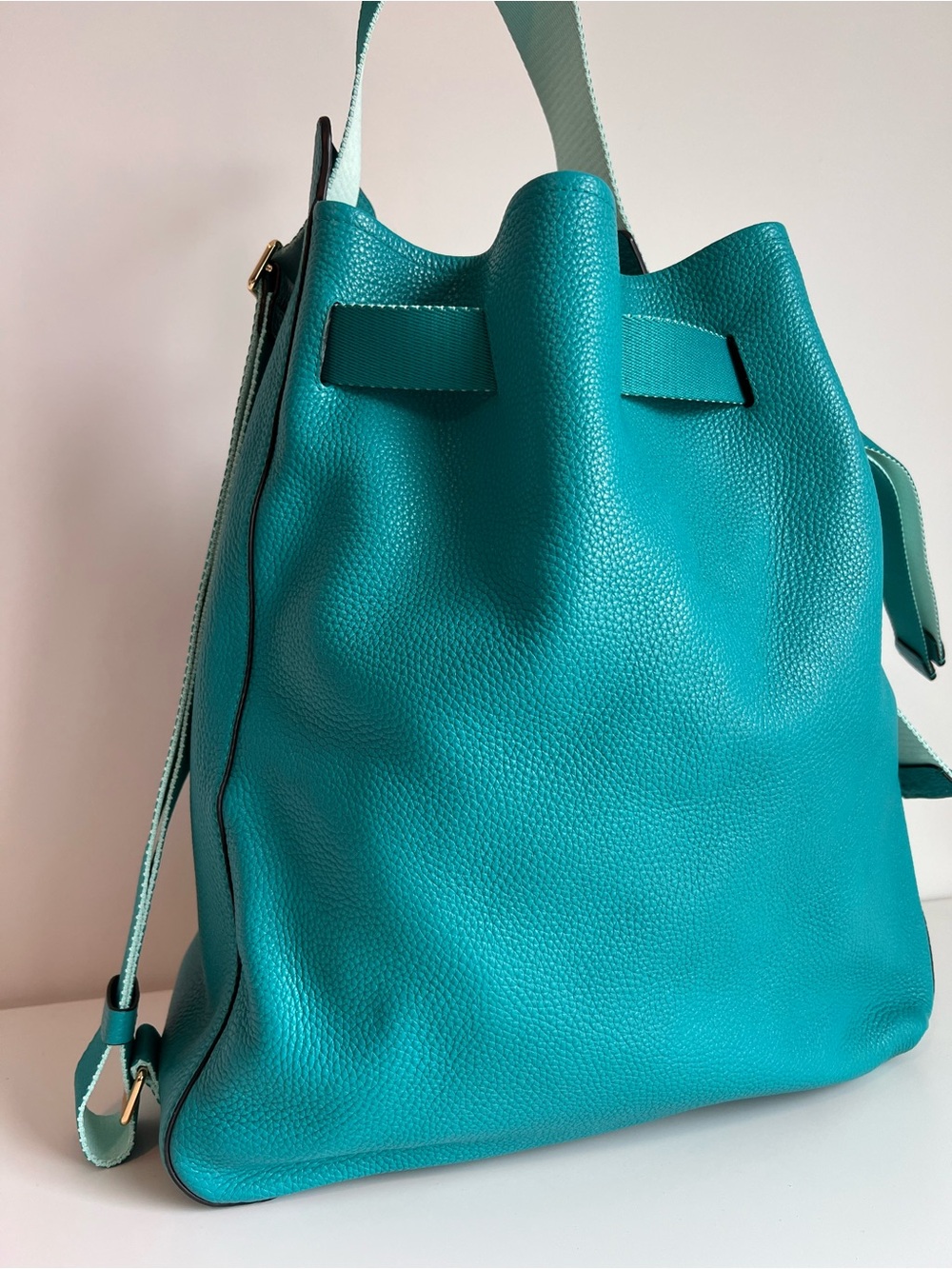 Ecco Teal Pebbled Leather Sail Bag